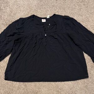 Levi's Classic Black Blouse